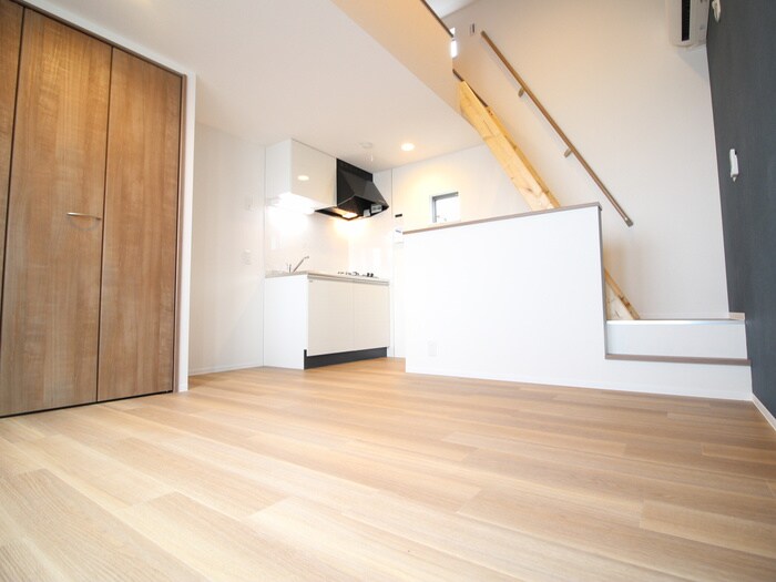 物件内観写真8　(居室)