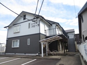 ハイツフロ－ラ外観写真