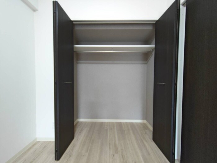 物件内観写真10　(収納)