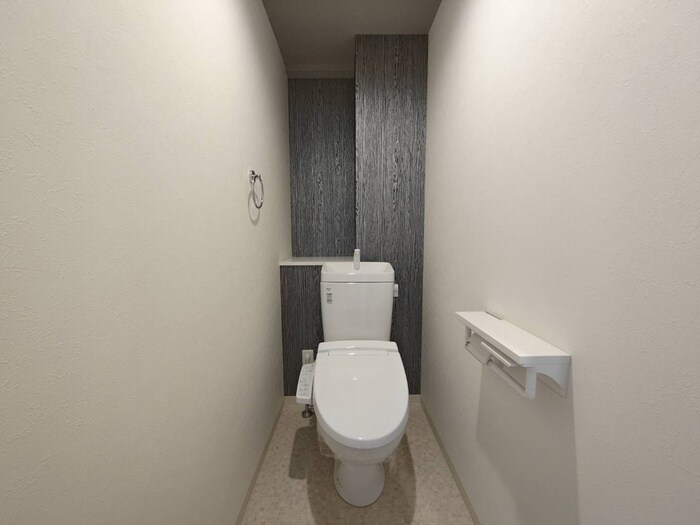 物件内観写真14　(トイレ)