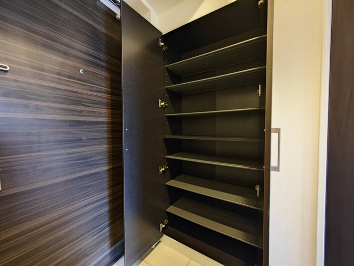 物件内観写真16　(靴箱)