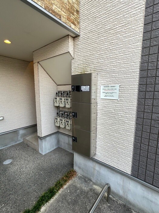 物件外観写真4　(建物設備)