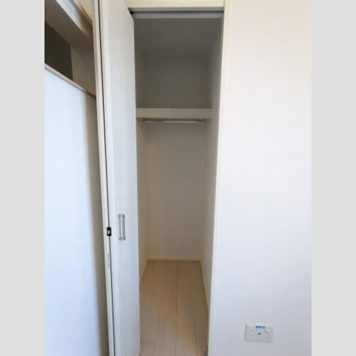 物件内観写真13　(収納)