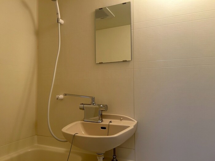 物件内観写真7　(洗面)