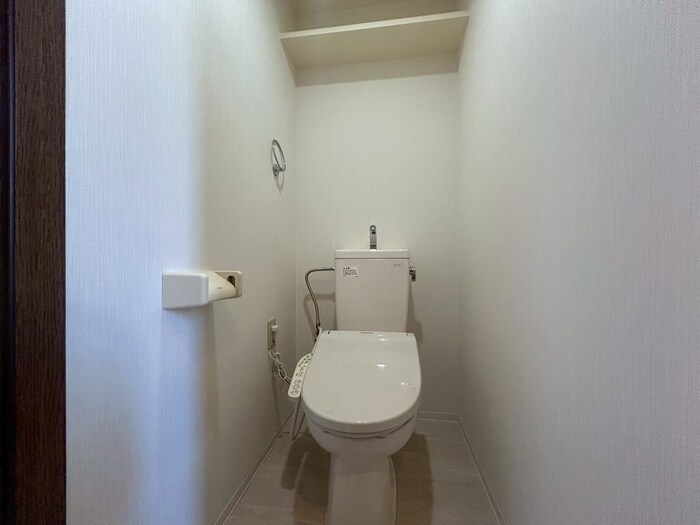 物件内観写真8　(トイレ)