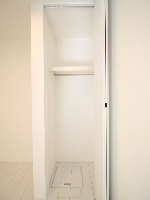 物件内観写真10　(収納)