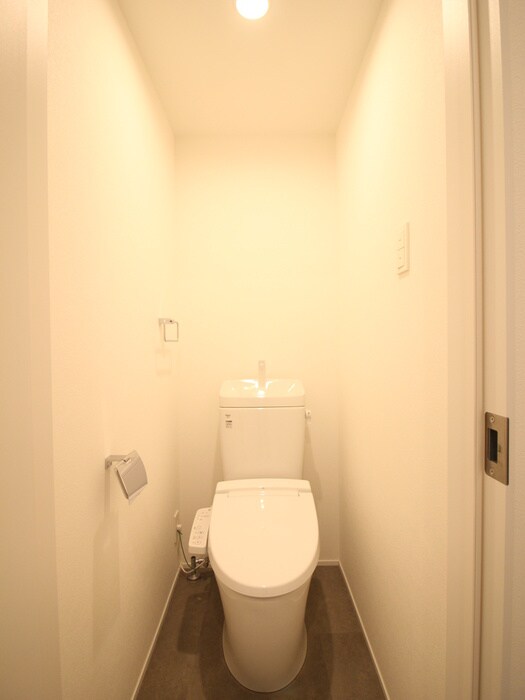 物件内観写真11　(トイレ)