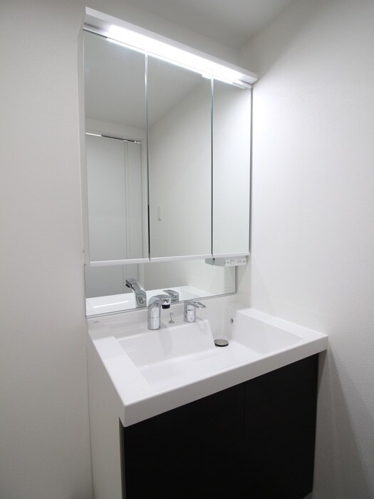 物件内観写真14　(洗面)