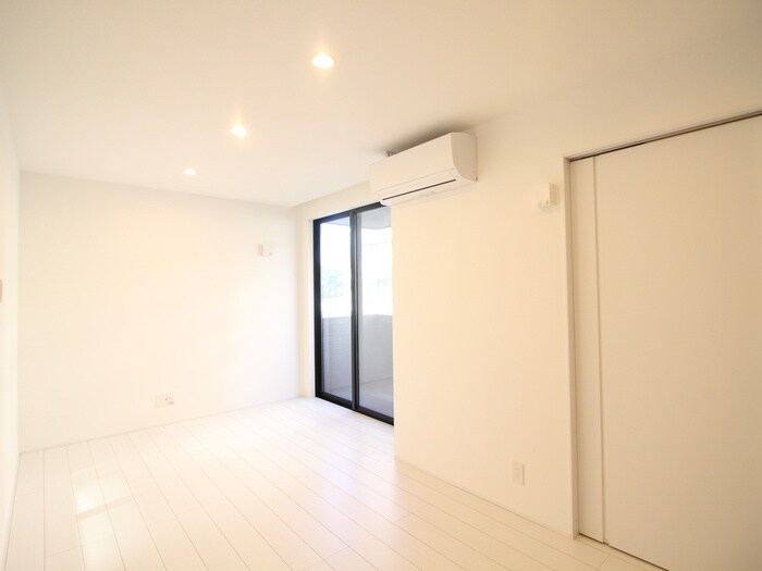 物件内観写真17　(居室)