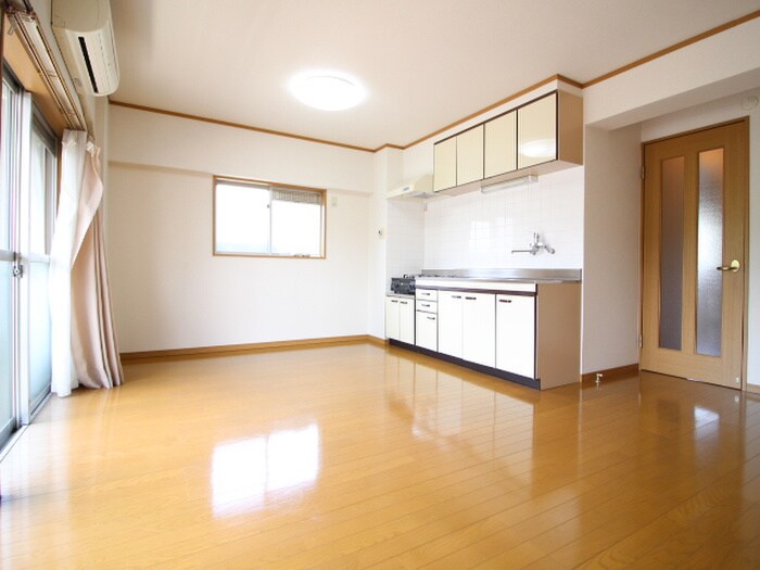 物件内観写真8　(居室)