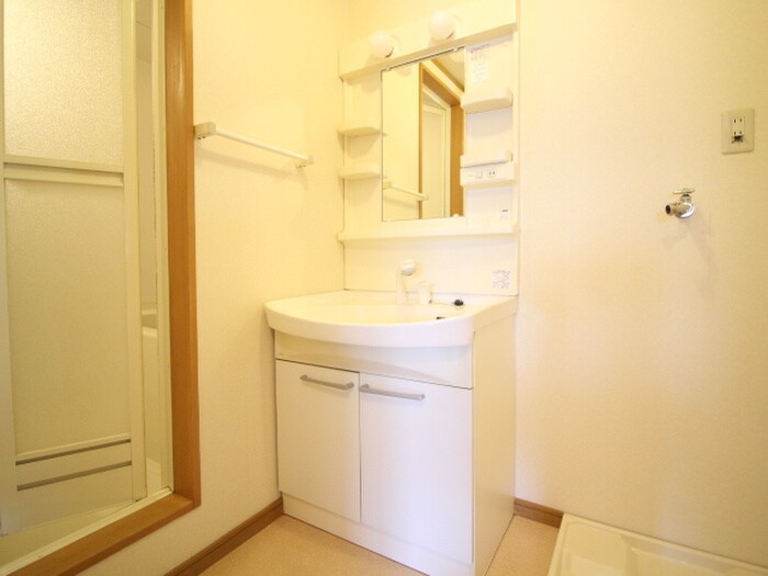 物件内観写真12　(洗面)