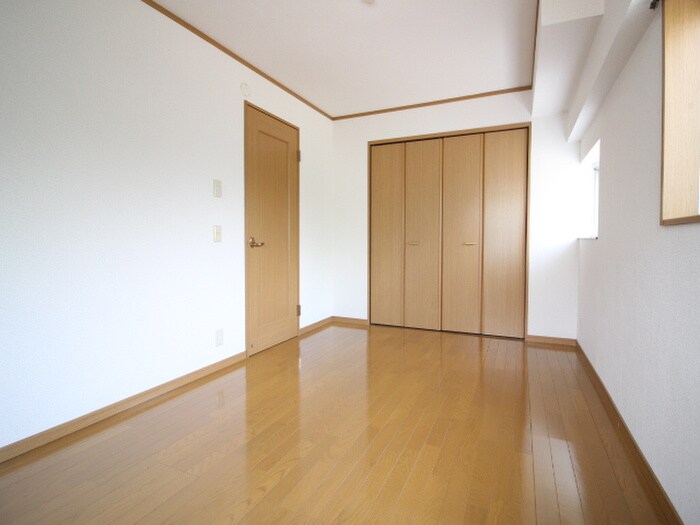 物件内観写真20　(居室)