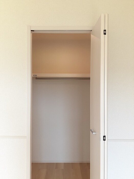 物件内観写真8　(収納)