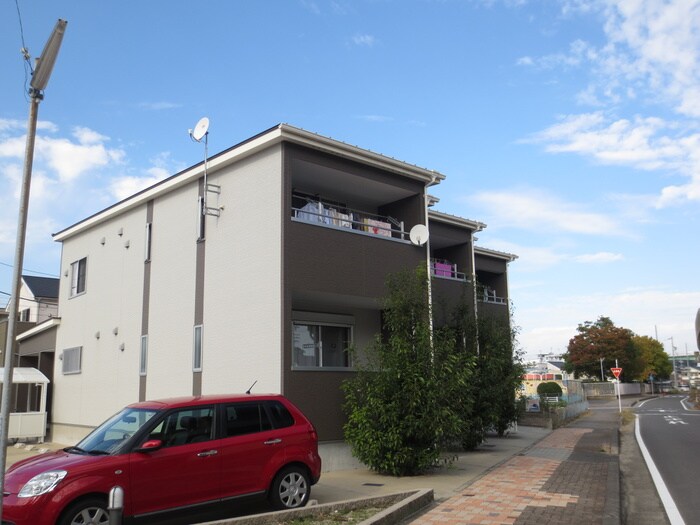 物件外観写真2　(外観写真)