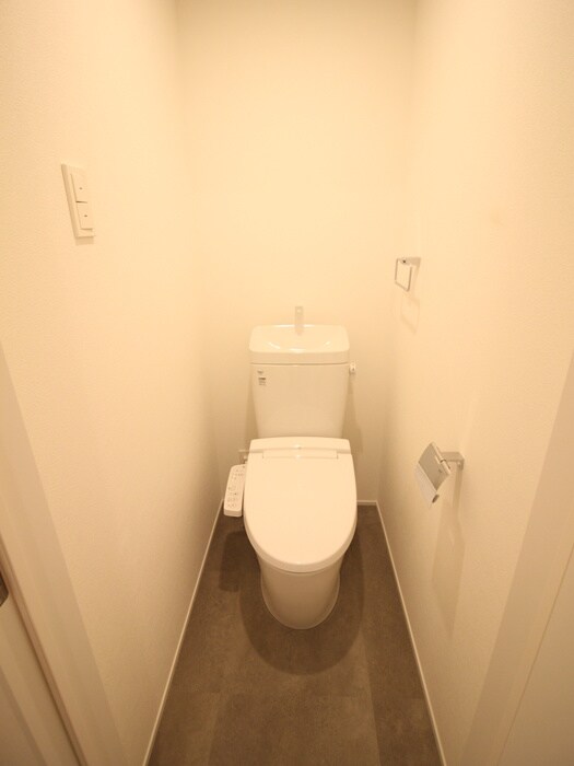 物件内観写真14　(トイレ)