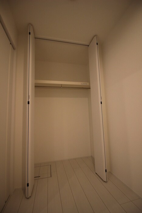 物件内観写真15　(収納)