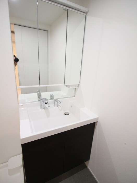 物件内観写真15　(洗面)