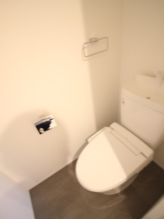 物件内観写真16　(トイレ)