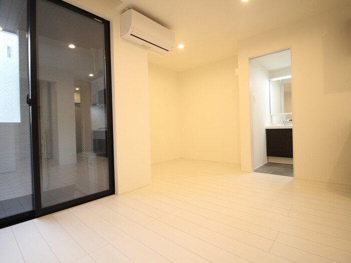 物件内観写真18　(居室)