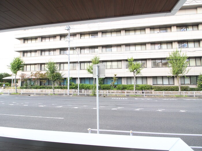 物件内観写真22　(室内からの展望)