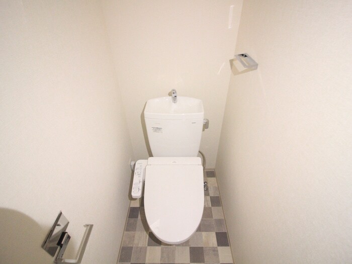 物件内観写真11　(トイレ)