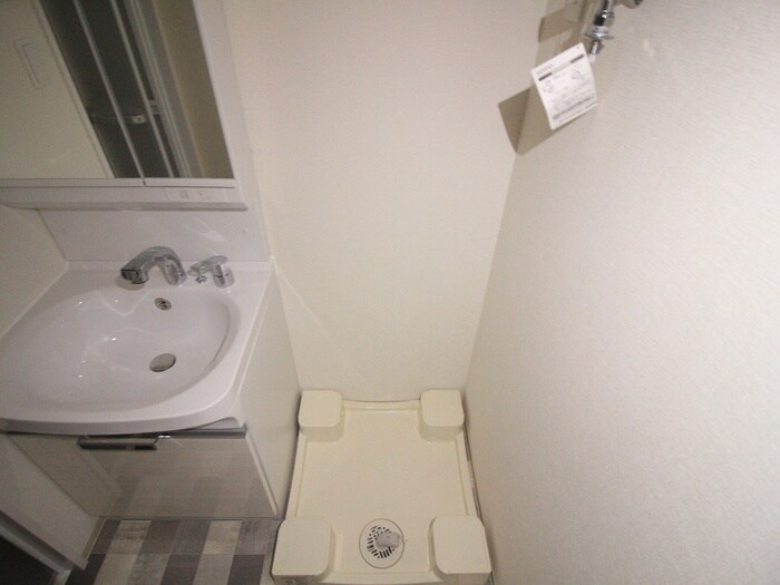 物件内観写真19　(洗濯機置場)