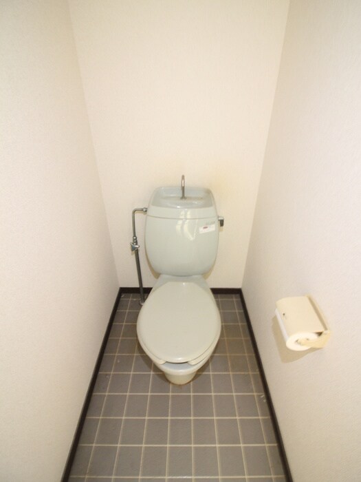 物件内観写真12　(トイレ)