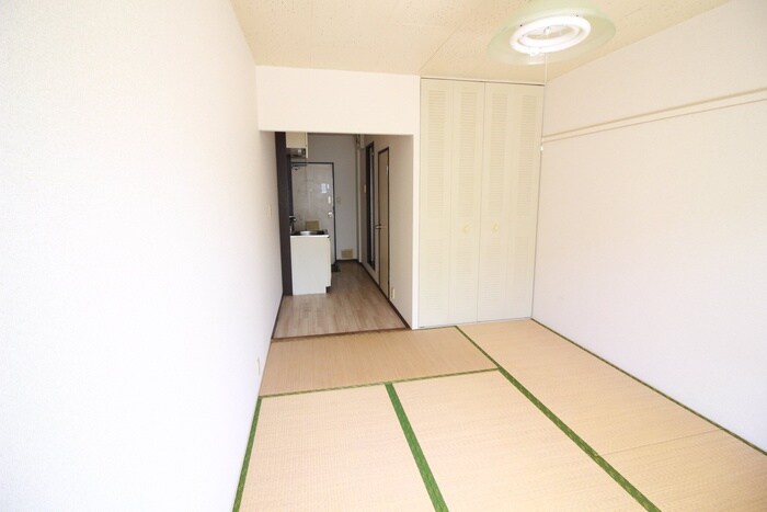 物件内観写真19　(居室)