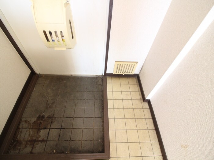 物件内観写真20　(玄関)