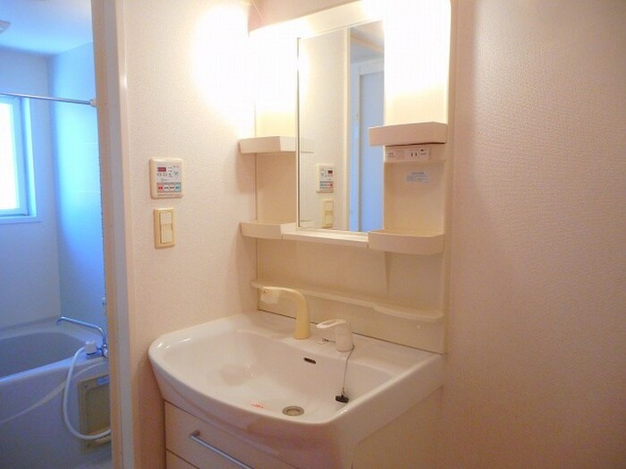 物件内観写真16　(洗面)