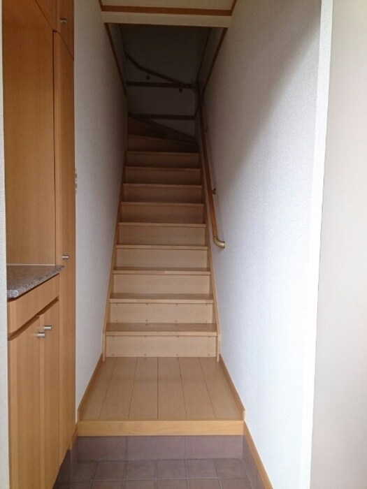 物件内観写真20　(廊下)