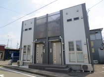 ａｖｅｎｉｒ　ｃｒｅｅｒの外観写真