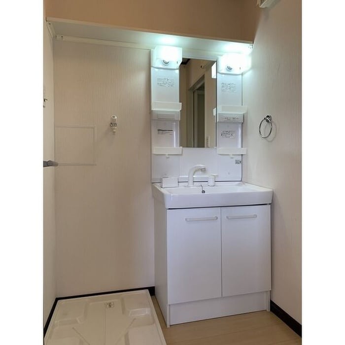 物件内観写真7　(洗面)