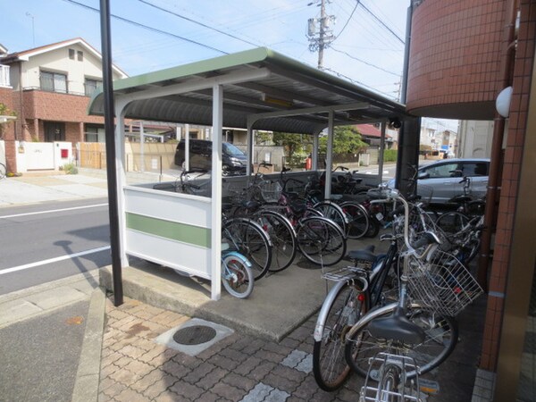 駐輪場