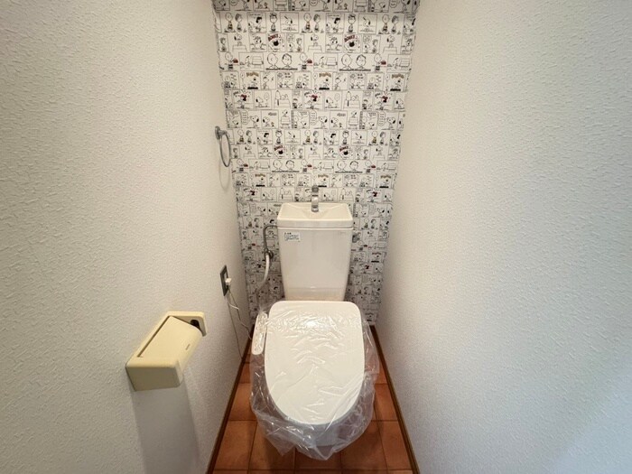 物件内観写真12　(トイレ)