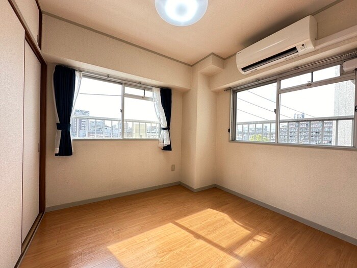 物件内観写真8　(居室)