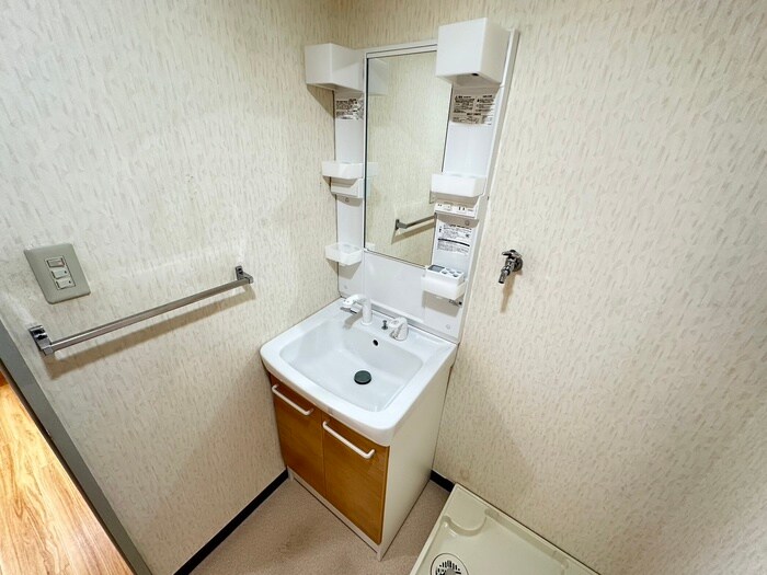 物件内観写真13　(洗面)