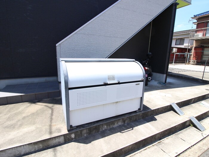 物件外観写真6　(建物設備)