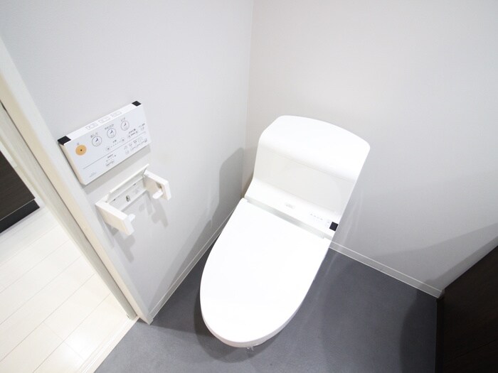 物件内観写真12　(トイレ)