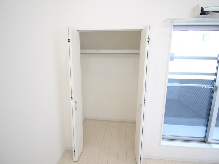 物件内観写真21　(収納)