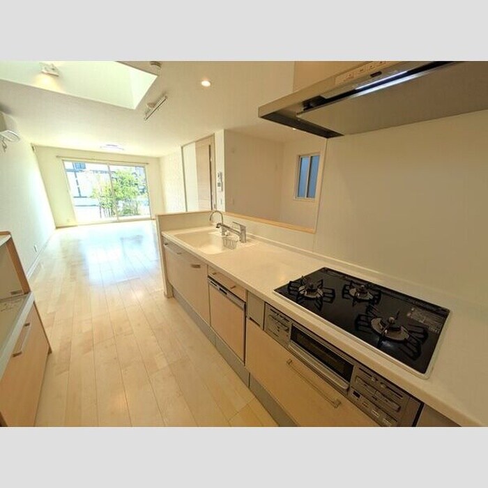 物件内観写真2　(キッチン)