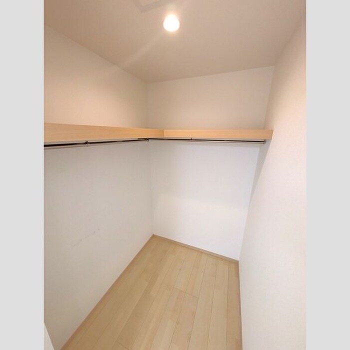 物件内観写真5　(収納)