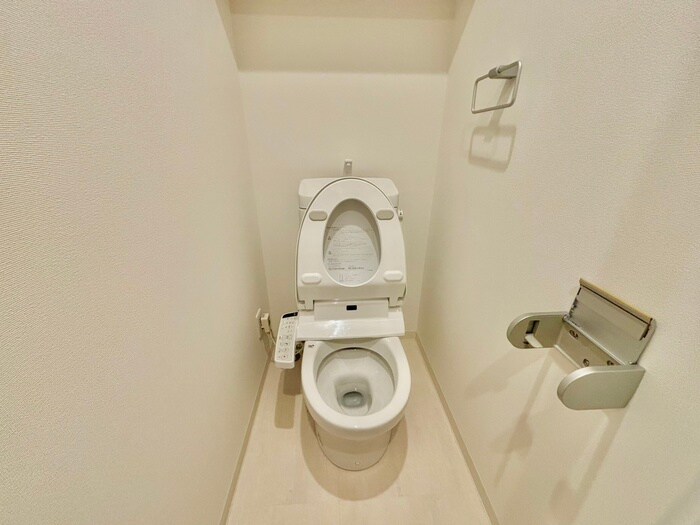 物件内観写真16　(トイレ)