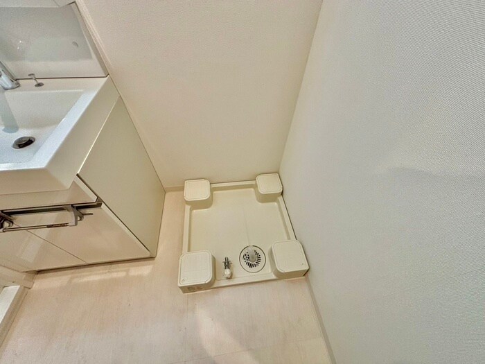 物件内観写真17　(洗濯機置場)