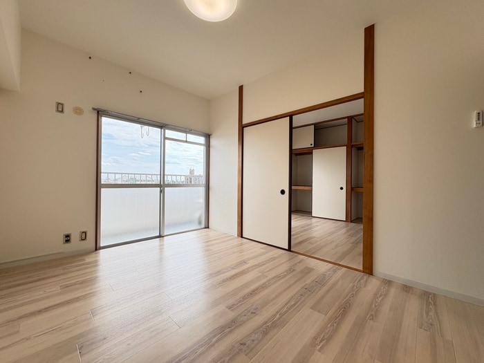 物件内観写真9　(居室)