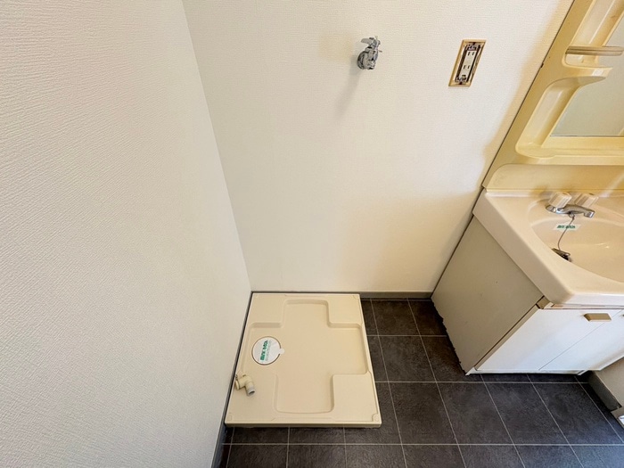 物件内観写真19　(洗濯機置場)