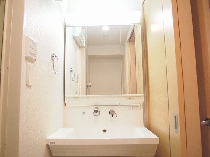 物件内観写真10　(洗面)