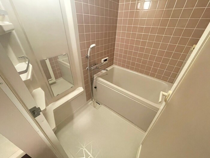 物件内観写真10　(バス／シャワールーム等)