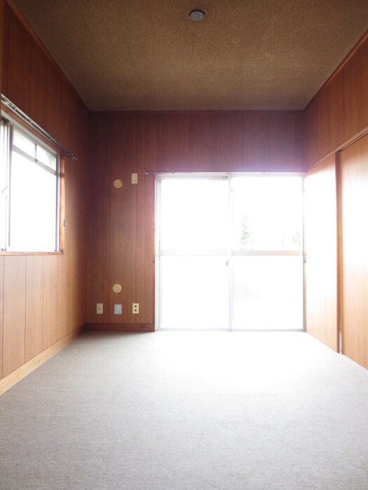 物件内観写真10　(居室)