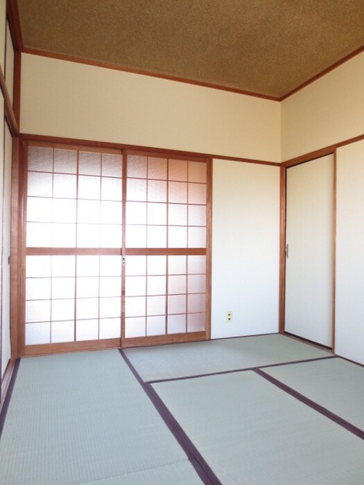 物件内観写真11　(居室)